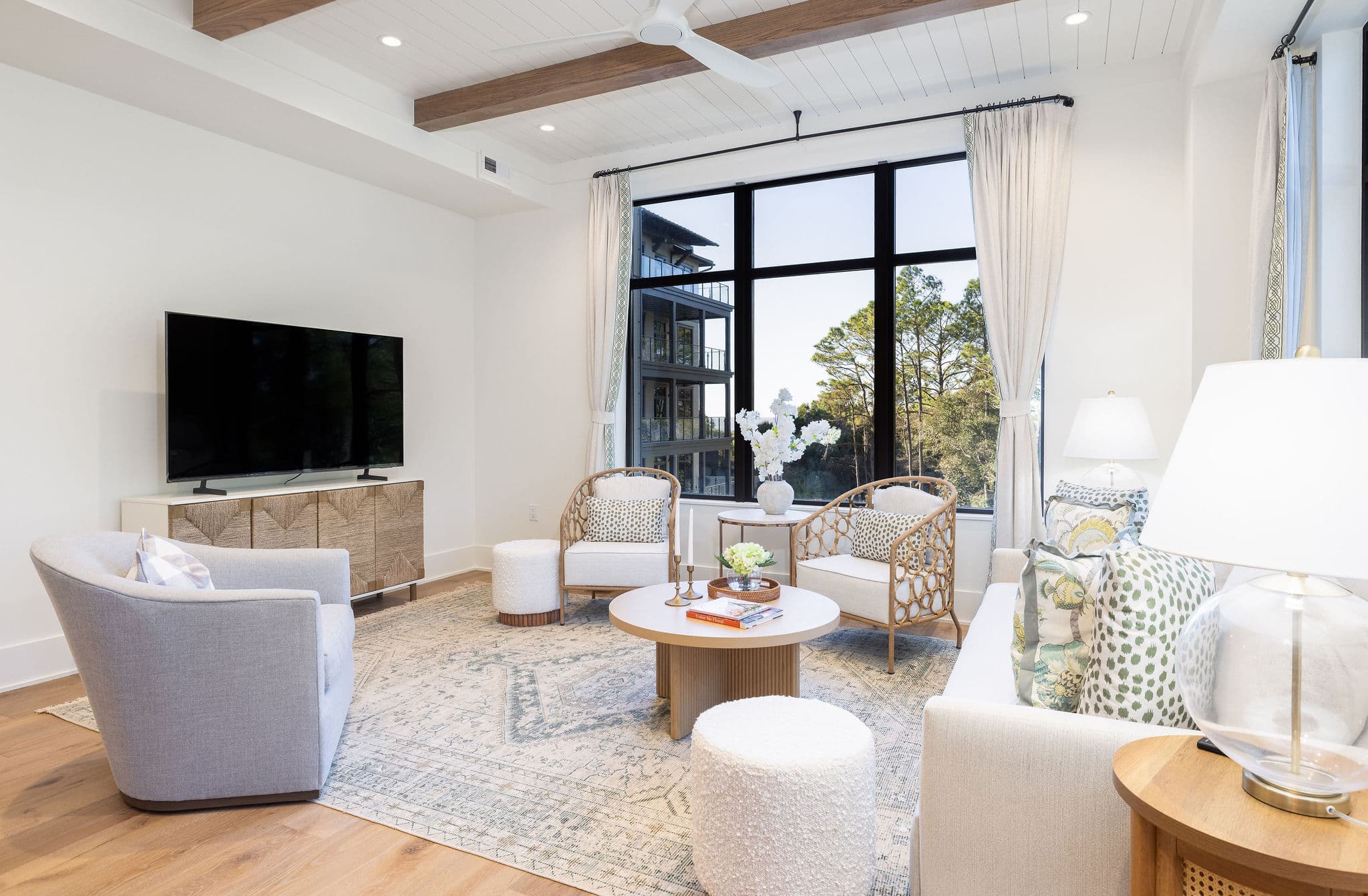 Southern Pines Lane #5424